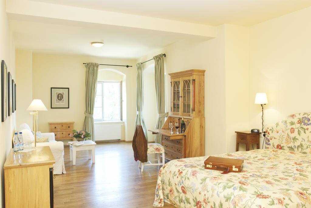 Hotel Schloss & Gut Ulrichshusen Dış mekan fotoğraf